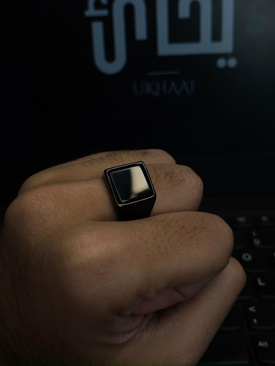 (Accessory Deal) 1 Luxury Pandant With Chain + Solid Black Premium Cut Ring